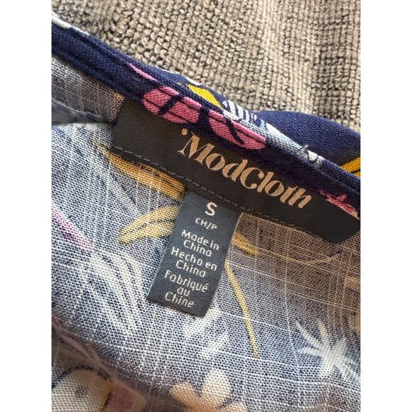 ModCloth Floral Bell Floral Sleeve Surplice Tie Blouse Purple Blue Women Small - Picture 6 of 8